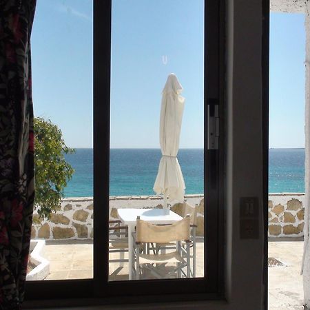 Constantinos Apartments Lassi  Pokoj fotografie