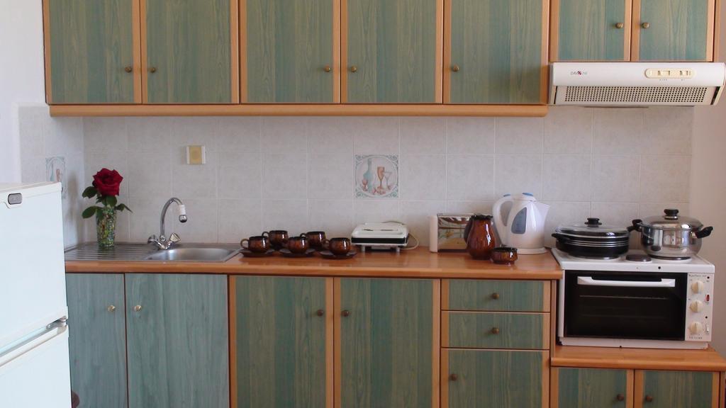 Constantinos Apartments Lassi  Pokoj fotografie